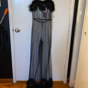 Brand new never worn SavagexFenty cover up !